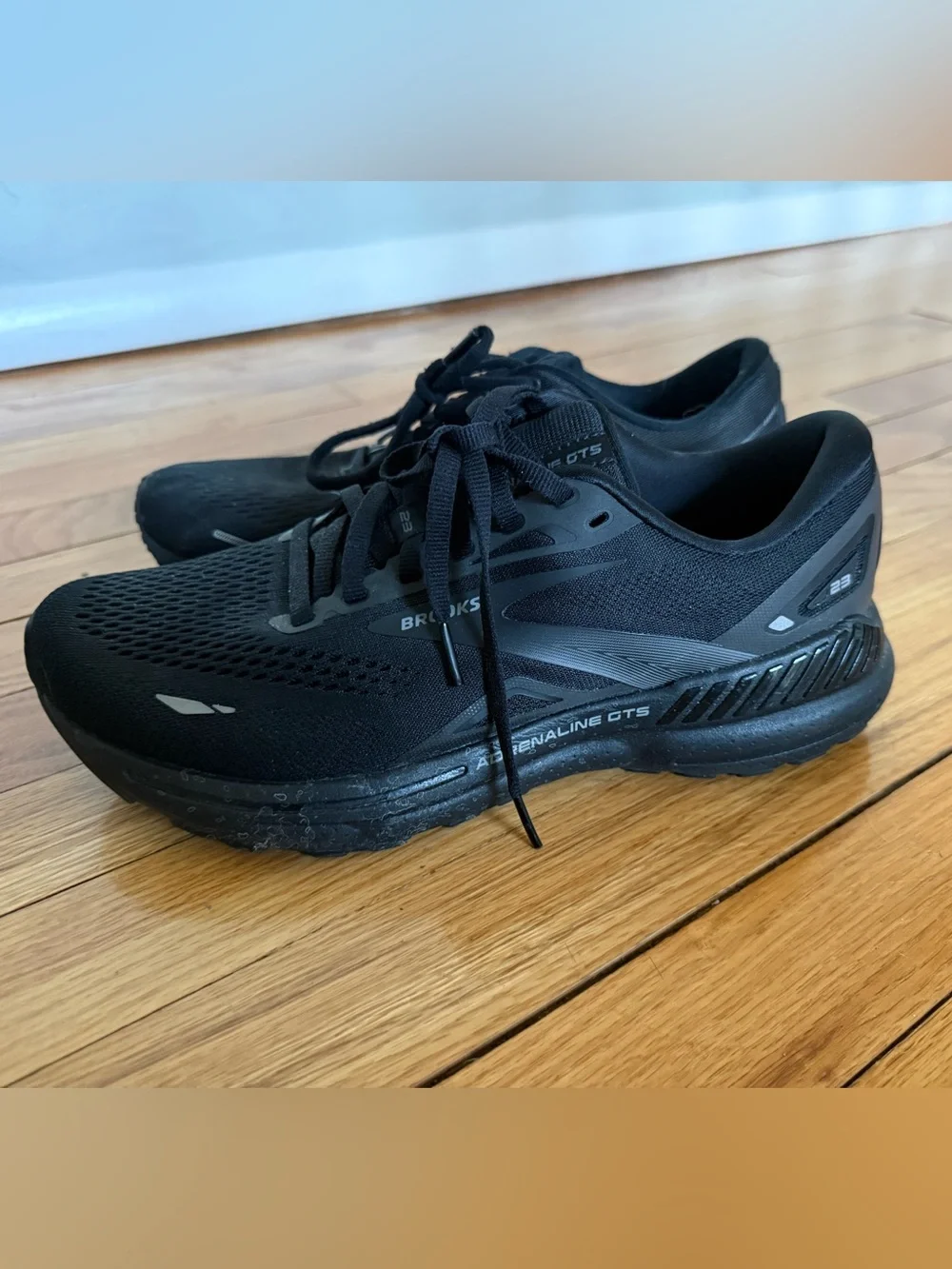 Brooks Black Athletic Running Shoes